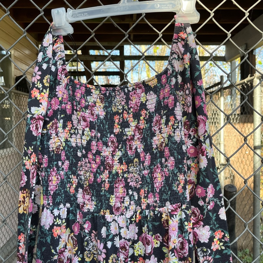 Design Lab Floral Jumpsuit - Picture 2 of 6